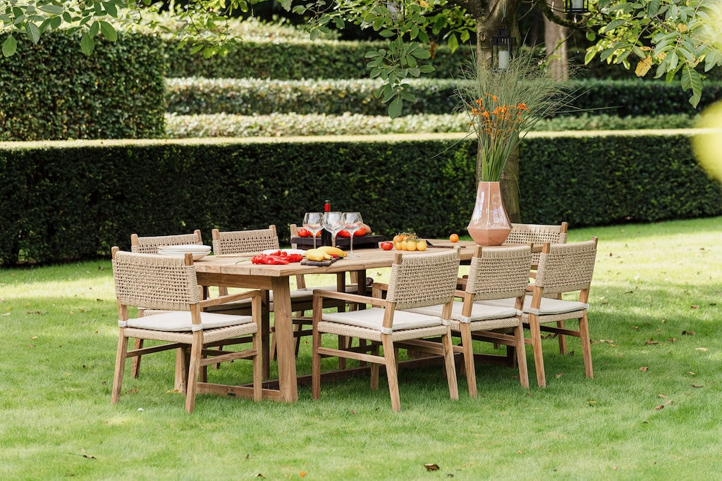 Outdoor Dining Sets, Sofas & Tables
