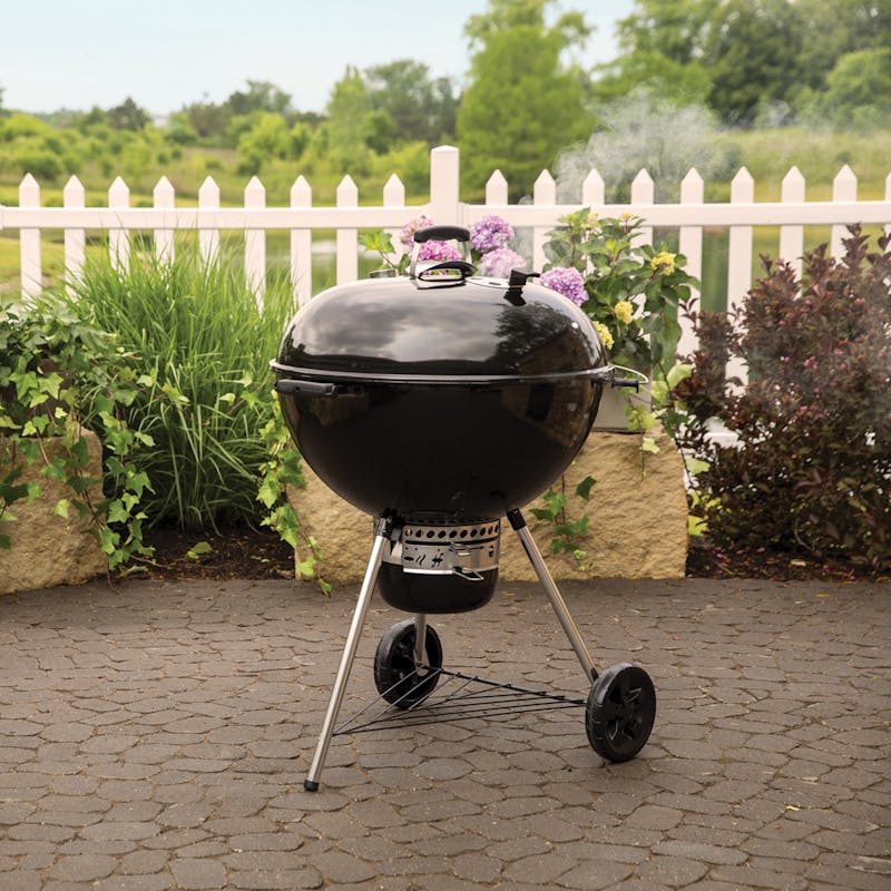 Master-Touch Charcoal Barbecue 67cm – The Pavilion