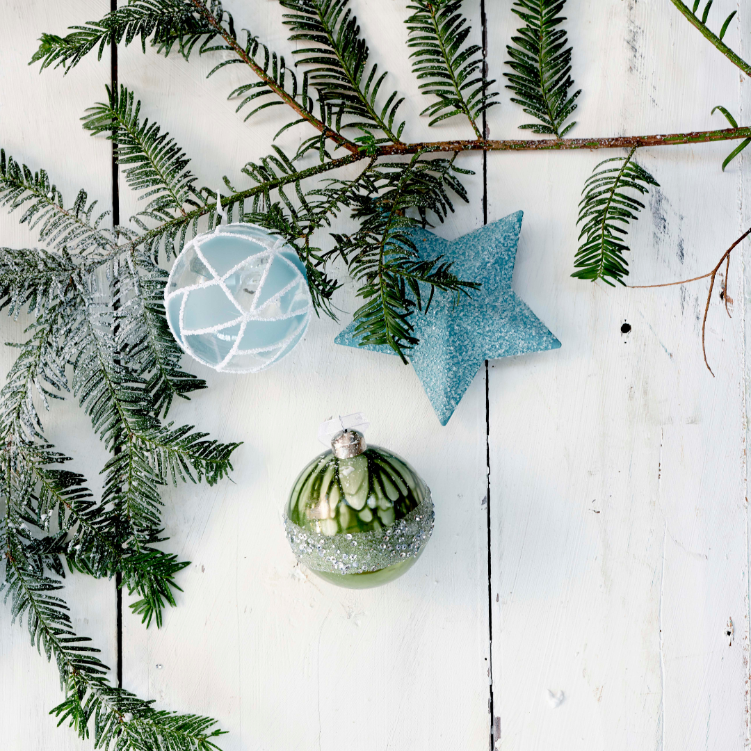 Frozen Lake Decorations