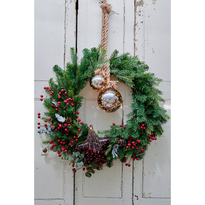 Grandis Wreath - Indoor And Outdoor - Green
