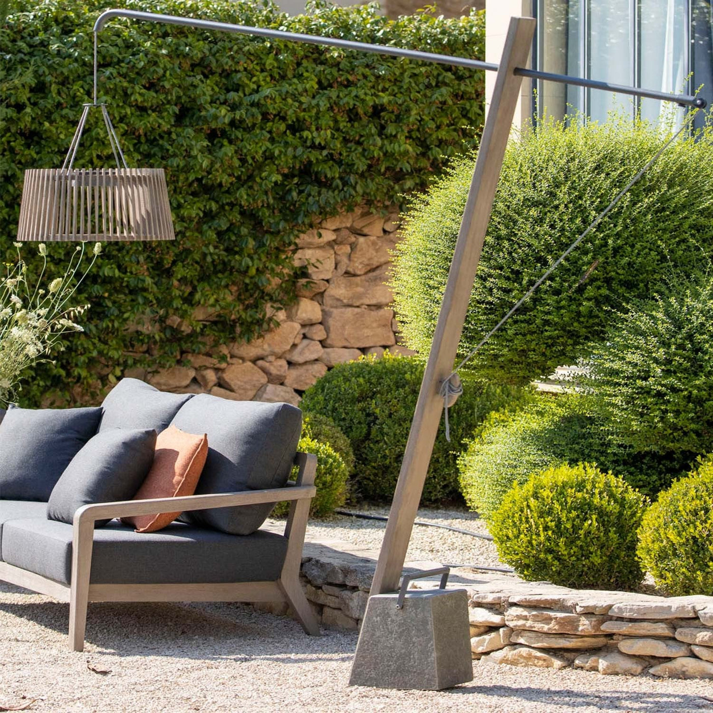 TECKA Solar Lampshade + SKAAL Structure / Stand