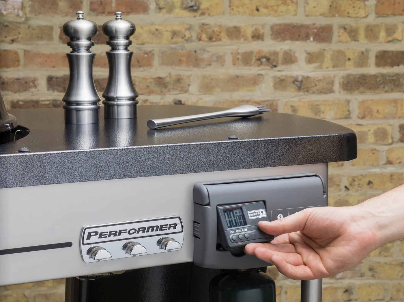Performer Deluxe GBS Charcoal Barbecue 57cm - Black