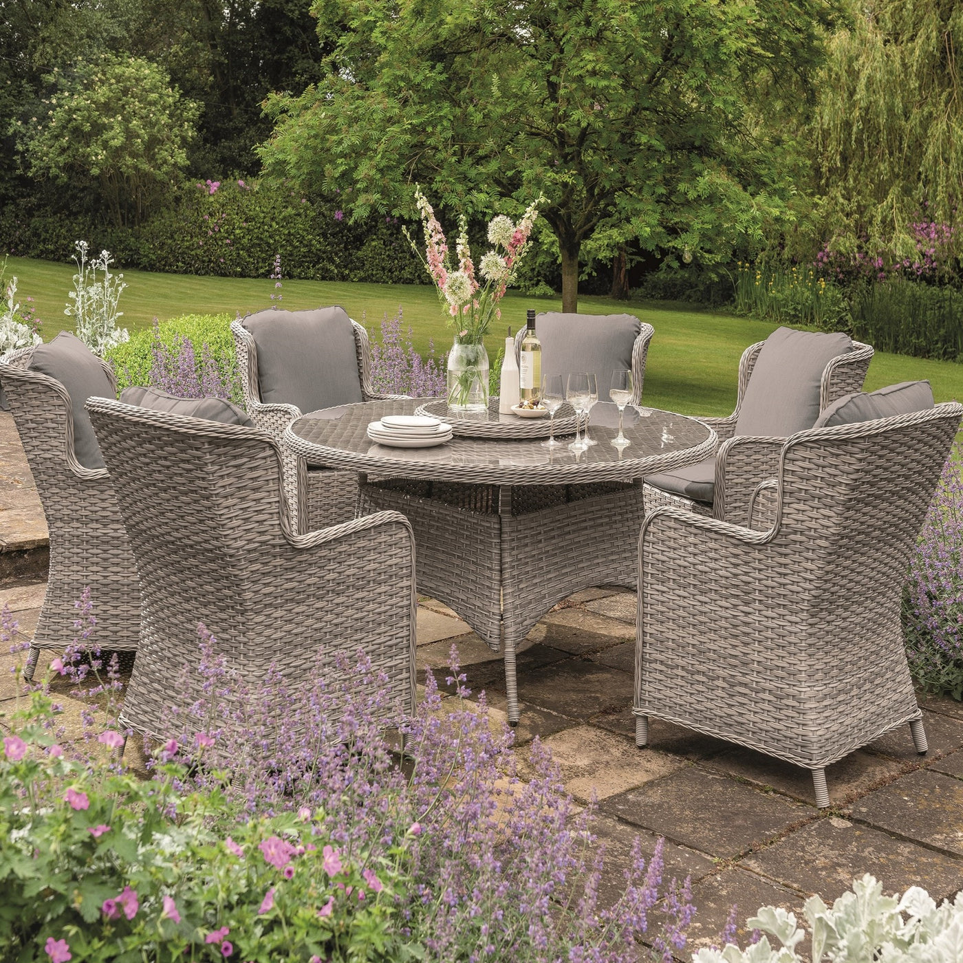 Wroxham - 6 Seater Set with Round Table