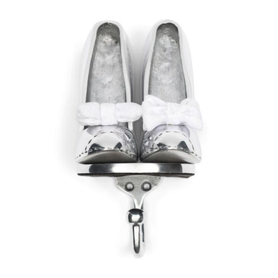 Lovely Pumps Hook