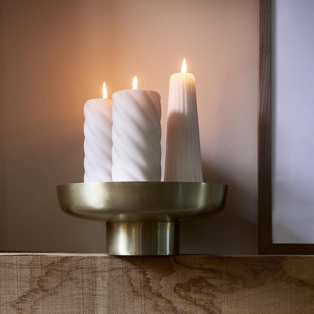 Twisted Pillar Candle off-white 8x15