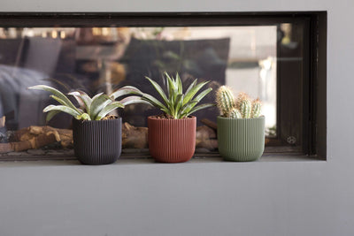 Planter Ball Groove 23x21cm Black
