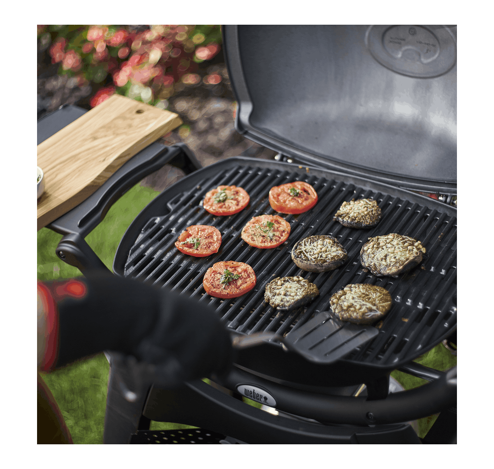 Weber Q 2200 Gas Barbecue with Stand - Bundle with Cover,cookbox scraper & instant read thermometer