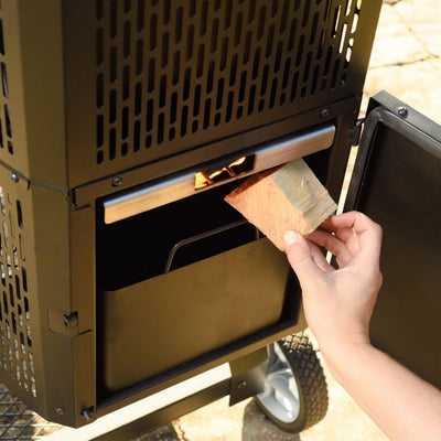 Masterbuilt Digital Charcoal Grill & Smoker GRAVITY FED 560