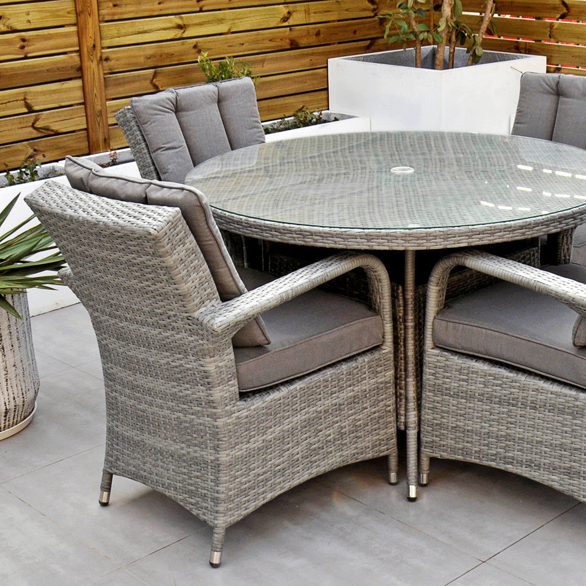 Havana - 4 Seat Set with 120cm Round Table (Light Grey)