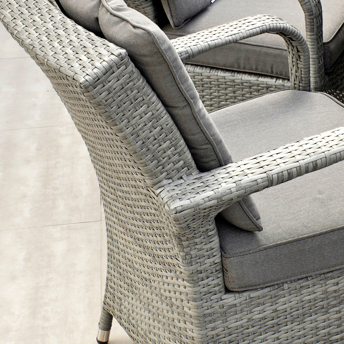 Havana - 6 Seat Set with 135cm Round Table (Light Grey)