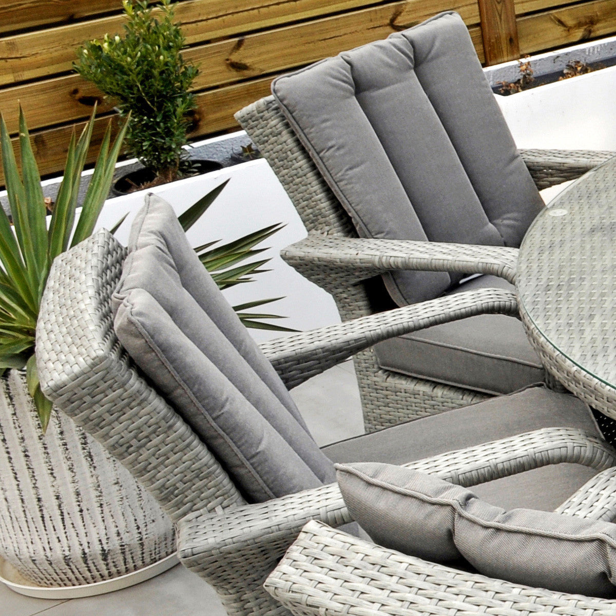 Havana - 8 Seat Set with 170cm Round Table (Light Grey)